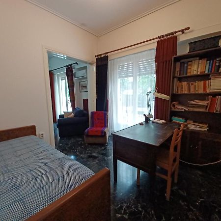 אתונה Charming Apartment In The Neighborhood Of Pangrati מראה חיצוני תמונה